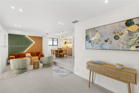 Villa ou maison à vendre à Miami, Floride: 4 chambres, 181.81 m2 № 2365028 - photo 24