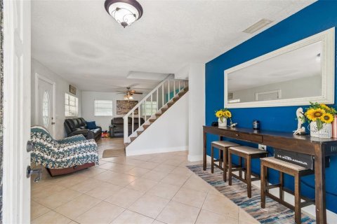 House in Aripeka, Florida 3 bedrooms, 167.22 sq.m. № 2287152 - photo 3
