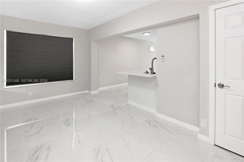 Villa ou maison à vendre à Tamarac, Floride: 2 chambres, 95.32 m2 № 2172403 - photo 12