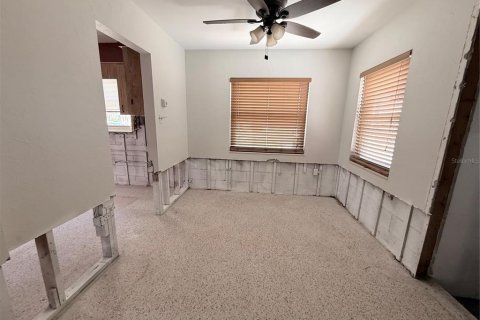 Casa en venta en Saint Pete Beach, Florida, 3 dormitorios, 154.22 m2 № 1906551 - foto 15