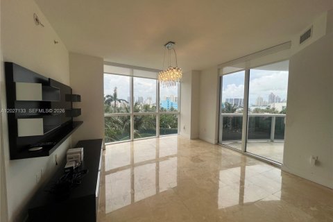 Copropriété à louer à Sunny Isles Beach, Floride: 2 chambres, 119.75 m2 № 2077793 - photo 23