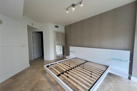 Copropriété à louer à Sunny Isles Beach, Floride: 2 chambres, 119.75 m2 № 2077793 - photo 25