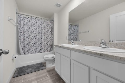 Casa en venta en Gainesville, Florida, 5 dormitorios, 220.18 m2 № 1520522 - foto 20