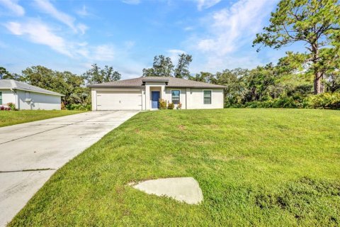 House in North Port, Florida 3 bedrooms, 118.36 sq.m. № 1886790 - photo 2