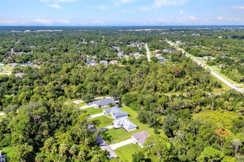 House in North Port, Florida 3 bedrooms, 118.36 sq.m. № 1886790 - photo 9