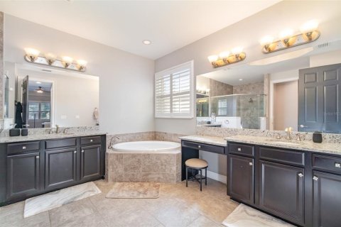 Casa en venta en North Fort Myers, Florida, 3 dormitorios, 330.36 m2 № 2437173 - foto 19