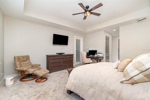 Casa en venta en North Fort Myers, Florida, 3 dormitorios, 330.36 m2 № 2437173 - foto 18