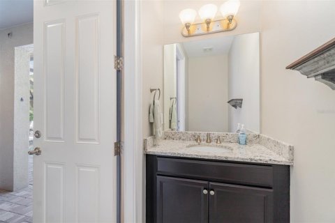 Casa en venta en North Fort Myers, Florida, 3 dormitorios, 330.36 m2 № 2437173 - foto 15