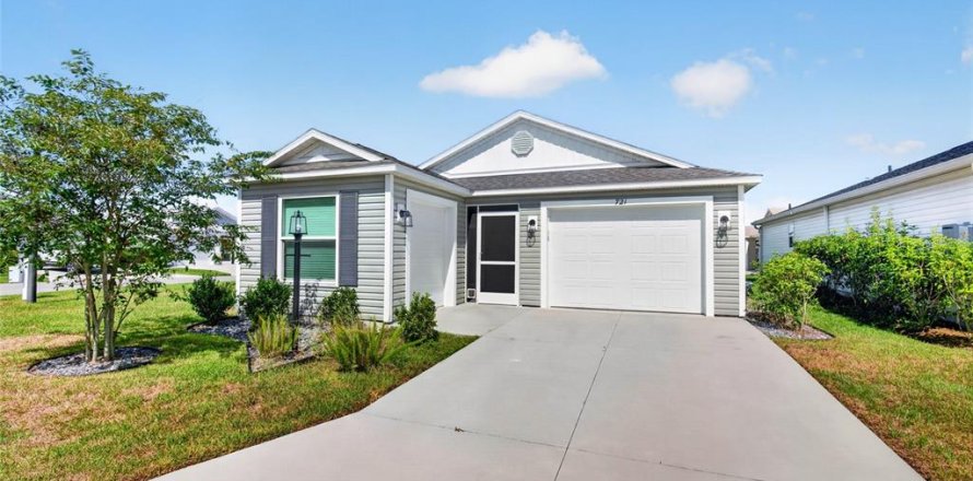 Villa ou maison à The Villages, Floride 2 chambres, 118.91 m2 № 2421592