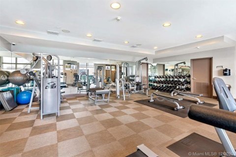 Снять в аренду кондоминиум в Майами, Флорида 1 спальня, 64.47м2, № 1956793 - фото 11