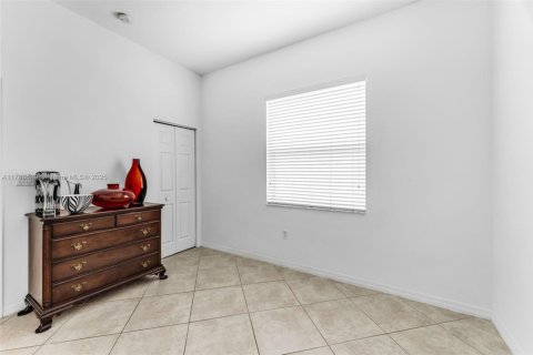 House in Homestead, Florida 4 bedrooms, 195 sq.m. № 1869905 - photo 16