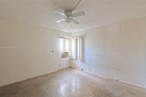 Купить виллу или дом в Окленд-Парк, Флорида 2 спальни, 101.82м2, № 1928312 - фото 18