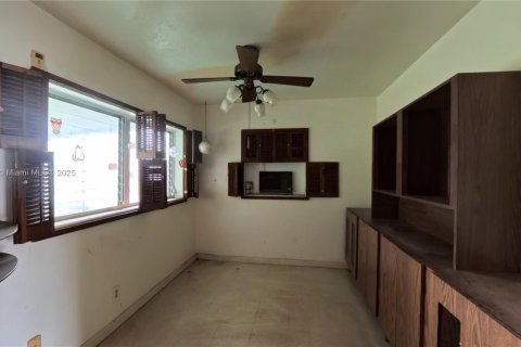 Купить виллу или дом в Окленд-Парк, Флорида 2 спальни, 101.82м2, № 1928312 - фото 8