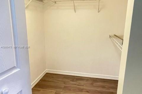 Снять в аренду кондоминиум в Пемброк-Пайнс, Флорида 2 спальни, 92.9м2, № 2065240 - фото 28