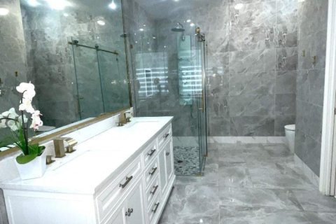 House in Wellington, Florida 4 bedrooms, 191.1 sq.m. № 2169806 - photo 15