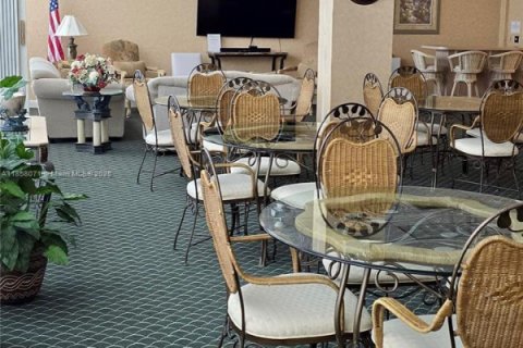 Copropriété à louer à Riviera Beach, Floride: 2 chambres, 130.06 m2 № 1882521 - photo 12