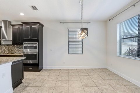 Casa en venta en Lutz, Florida, 5 dormitorios, 308.06 m2 № 1653880 - foto 17