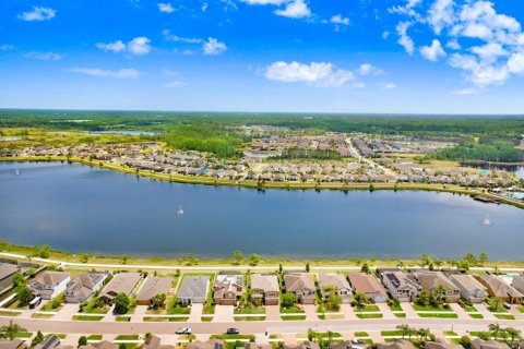 Casa en venta en Lutz, Florida, 5 dormitorios, 308.06 m2 № 1653880 - foto 7