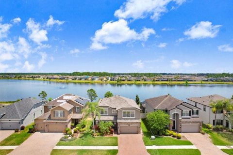 Casa en venta en Lutz, Florida, 5 dormitorios, 308.06 m2 № 1653880 - foto 1