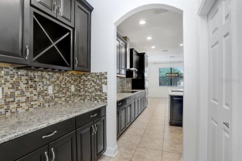 Casa en venta en Lutz, Florida, 5 dormitorios, 308.06 m2 № 1653880 - foto 12