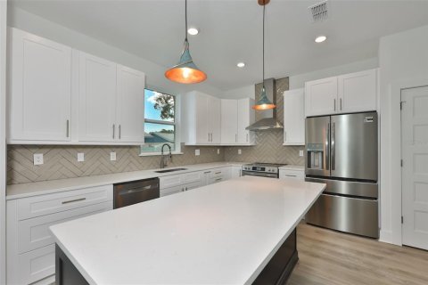 Villa ou maison à vendre à Saint Petersburg, Floride: 4 chambres, 187.01 m2 № 2236333 - photo 7