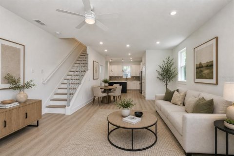 Villa ou maison à vendre à Saint Petersburg, Floride: 4 chambres, 187.01 m2 № 2236333 - photo 2