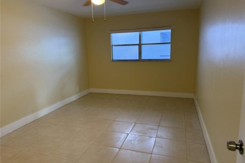 Condominio en alquiler en Pompano Beach, Florida, 2 dormitorios, 99.41 m2 № 2155135 - foto 5