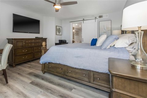 Condominio en venta en Clearwater, Florida, 2 dormitorios, 124.95 m2 № 1898499 - foto 14