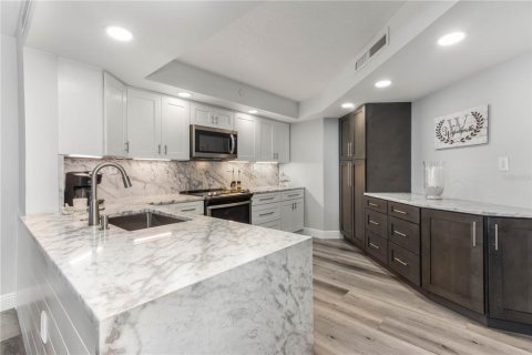 Condominio en venta en Clearwater, Florida, 2 dormitorios, 124.95 m2 № 1898499 - foto 11