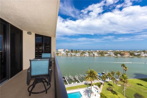 Condominio en venta en Clearwater, Florida, 2 dormitorios, 124.95 m2 № 1898499 - foto 28