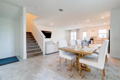 Townhouse in Davenport, Florida 3 bedrooms, 183.76 sq.m. № 1773423 - photo 9