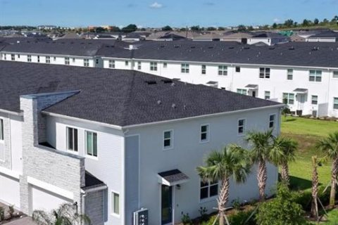 Townhouse in Davenport, Florida 3 bedrooms, 183.76 sq.m. № 1773423 - photo 5
