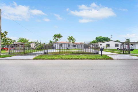Villa ou maison à louer à Miami, Floride: 3 chambres, 149.2 m2 № 1969257 - photo 26