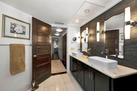 Купить виллу или дом в Семинол, Флорида 8 комнат, 185.06м2, № 2235936 - фото 29