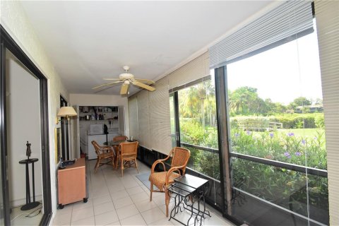 Condominio en alquiler en Sarasota, Florida, 2 dormitorios, 112.97 m2 № 213913 - foto 9