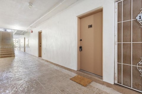 Copropriété à louer à Oakland Park, Floride: 1 chambre, 55.74 m2 № 1996918 - photo 8