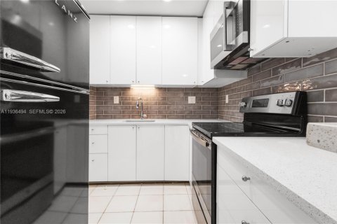 Copropriété à louer à Oakland Park, Floride: 1 chambre, 55.74 m2 № 1996918 - photo 13