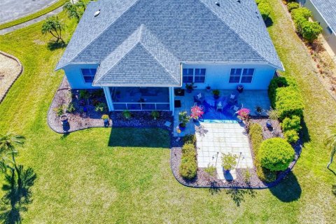 House in New Smyrna Beach, Florida 3 bedrooms, 159.05 sq.m. № 1578221 - photo 10
