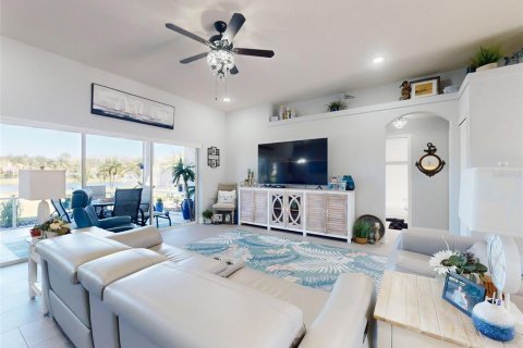House in New Smyrna Beach, Florida 3 bedrooms, 159.05 sq.m. № 1578221 - photo 22