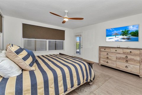 House in Punta Gorda, Florida 3 bedrooms, 125.98 sq.m. № 1634438 - photo 21