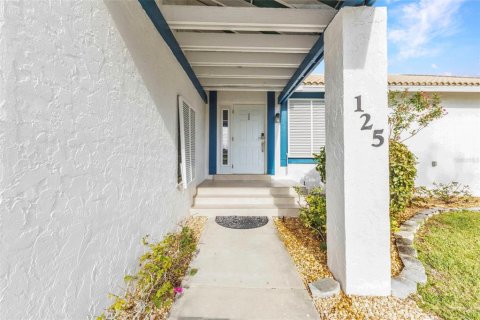House in Punta Gorda, Florida 3 bedrooms, 125.98 sq.m. № 1634438 - photo 5