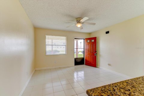 Apartamento en alquiler en Ormond Beach, Florida, 2 dormitorios, 62.71 m2 № 2200683 - foto 8
