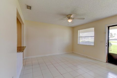 Apartamento en alquiler en Ormond Beach, Florida, 2 dormitorios, 62.71 m2 № 2200683 - foto 12