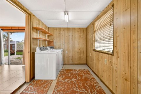 Villa ou maison à vendre à Sun City Center, Floride: 2 chambres, 129.88 m2 № 1911974 - photo 30