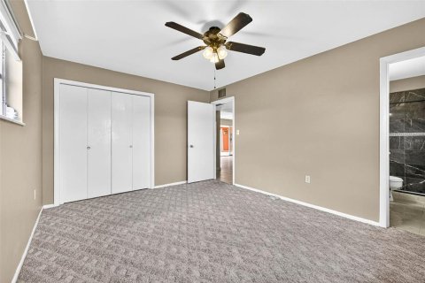 Villa ou maison à vendre à Sun City Center, Floride: 2 chambres, 129.88 m2 № 1911974 - photo 23
