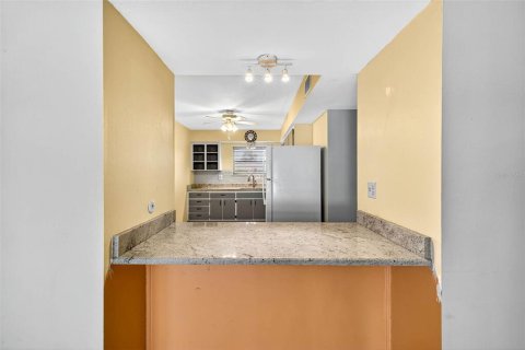 Villa ou maison à vendre à Sun City Center, Floride: 2 chambres, 129.88 m2 № 1911974 - photo 8
