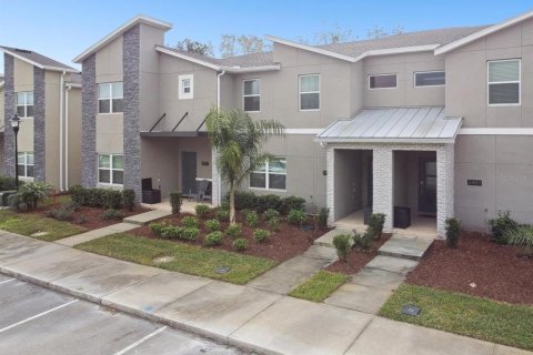 Touwnhouse à vendre à Kissimmee, Floride: 4 chambres, 176.7 m2 № 2433187 - photo 4