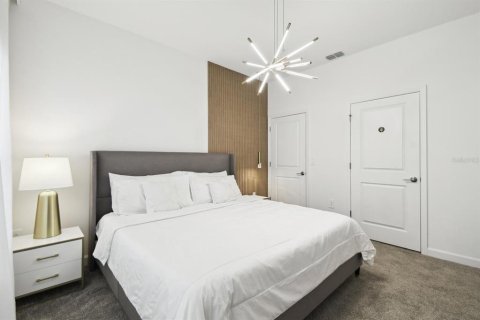 Touwnhouse à vendre à Kissimmee, Floride: 4 chambres, 176.7 m2 № 2433187 - photo 10