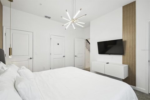 Touwnhouse à vendre à Kissimmee, Floride: 4 chambres, 176.7 m2 № 2433187 - photo 11