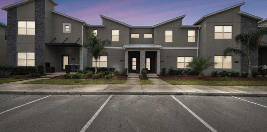 Touwnhouse à STOREY LAKE à Kissimmee, Floride 4 chambres, 176.7 m2 № 2433187